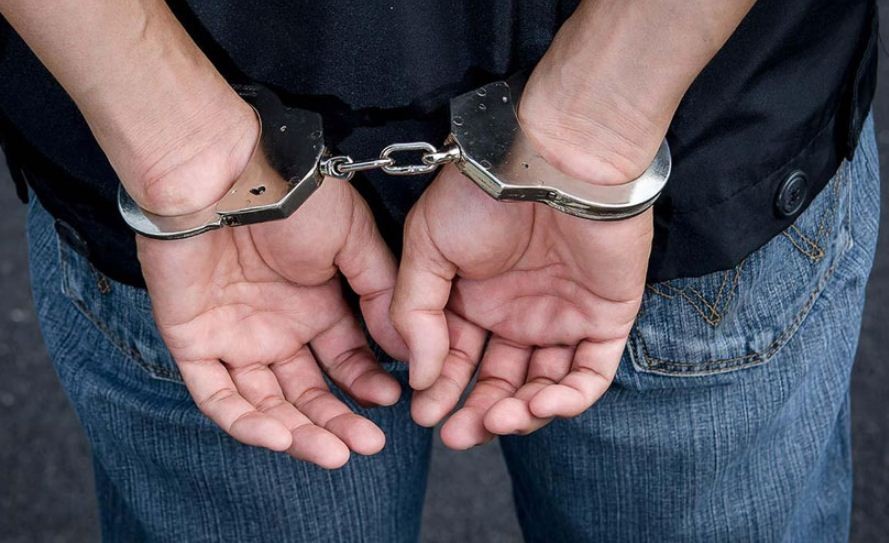 ‘भिजिट भिसा’मा को नाउँमा मानव तस्करीमा सघाउने ट्रभल एजेन्सीका कार्की प्रहरीको फन्दामा