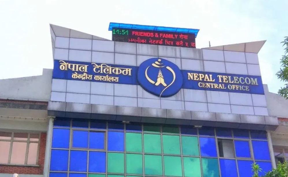 नेपाल टेलिकमको आम्दानी घट्दो, नाफा रकम ४८ प्रतिशतले खस्कियो