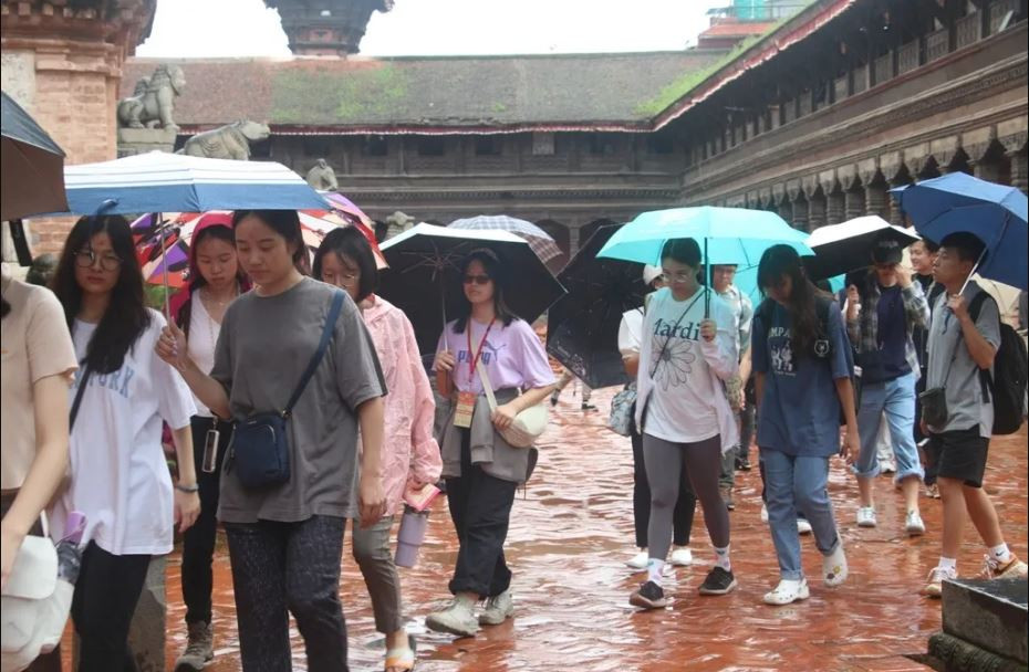 नेपालको पर्यटनले उचाई लिदै : वर्ष दिनमा १० लाख १४ हजार पर्यटक, कुन महिनामा कति ?