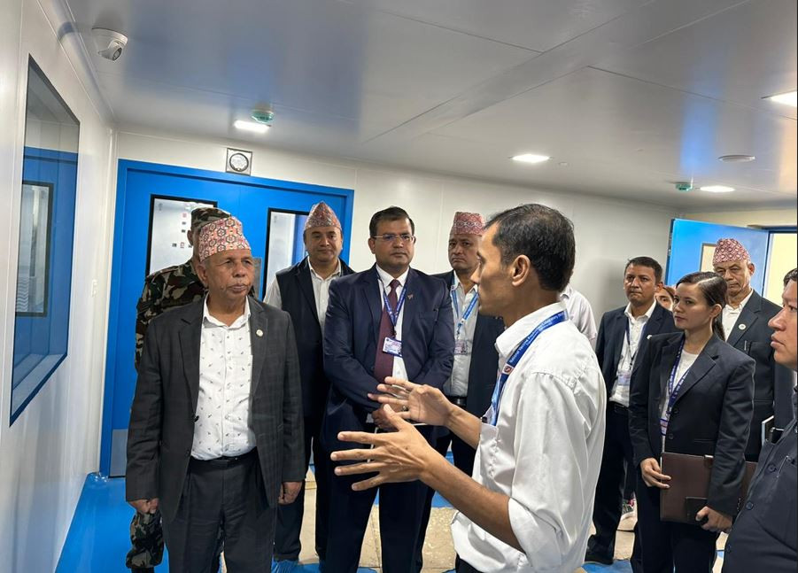 मन्त्री भुसालले गरे पशुपन्छी विकास अन्तर्गतका कार्यालयमा छड्के अनुगमन