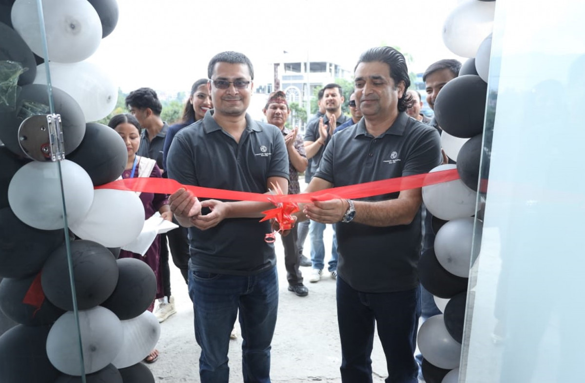 प्यारामाउन्ट मोटर्सको भक्तपुरमा दोस्रो सोरुम, पुस १५ सम्म चार्जिङ स्टेशनको संख्या ५० पुर्याउने लक्ष्य