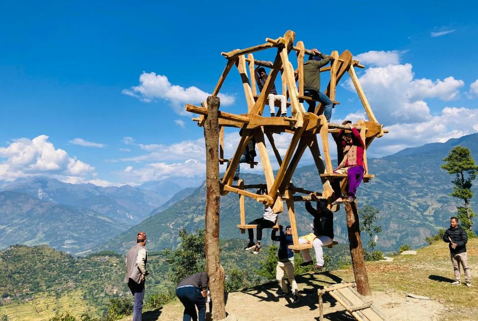 हराउँदै चर्खे पिङः संरक्षणमा छैन चासो, परम्पराको संरक्षण गर्ने स्थानीयको उद्देश्य