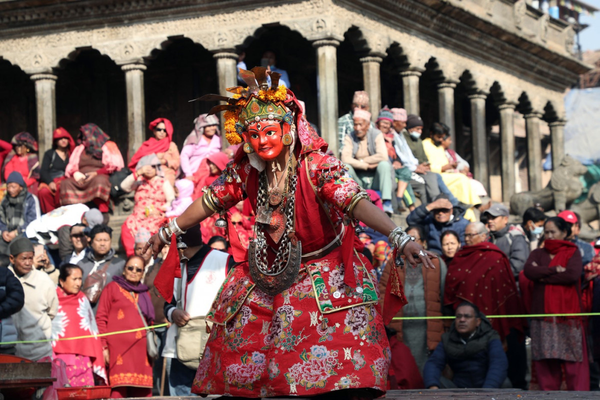 तस्बिर : नरदेवी श्री श्वेतकालीको १२ बर्षे देवी नाच