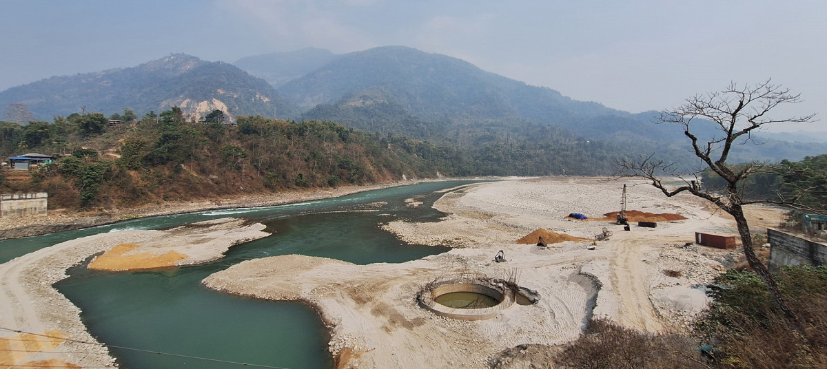 धाप्लाङघाटमा साढे २२ करोडमा बन्दैछ पुल, तर ठेक्का लागेको ७ बर्षसम्म निर्माण अधुरै (तस्बिर)