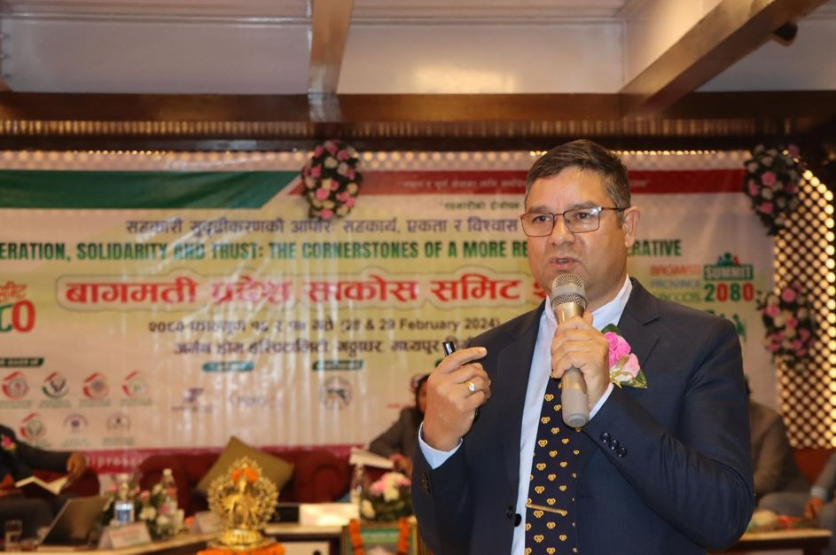 सहकारी सुरक्षित छन् भन्ने सन्देश दिनुप¥यो, अरुको भर पर्नु हुँदैन : सीईओ सापकोटा