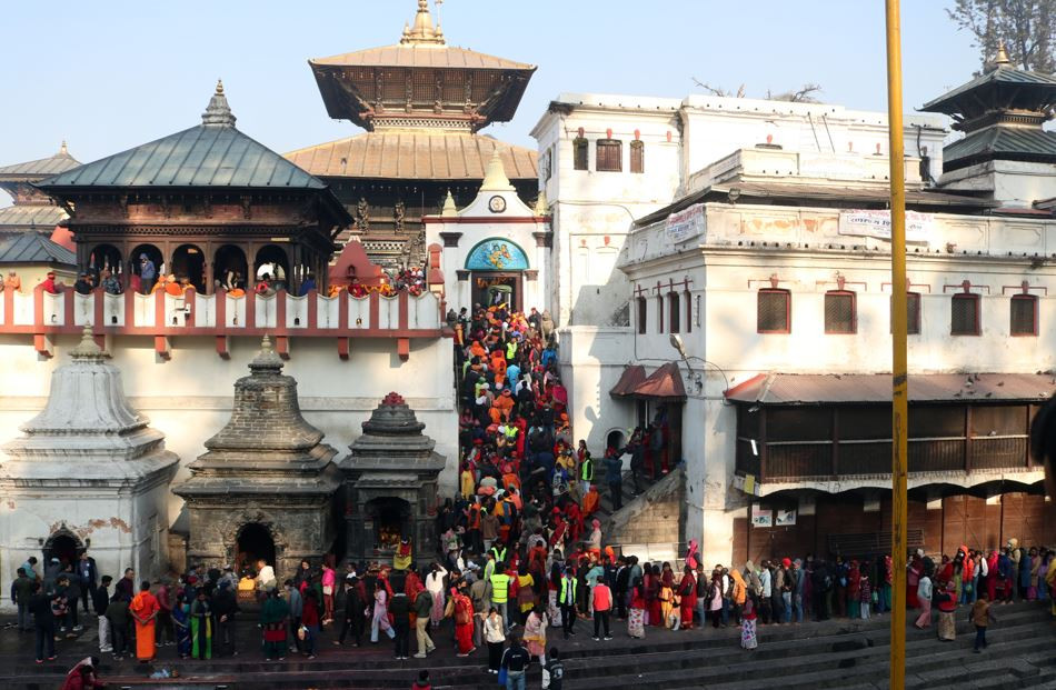 आज महाशिवरात्रि पर्व : पशुपतिनाथ सहित देशभरका शिवालयमा दर्शनार्थीको घुइँचो (फोटोफिचर)