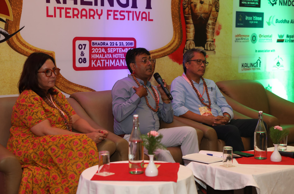 'अनुवाद साहित्यका पाठक कम छन्'