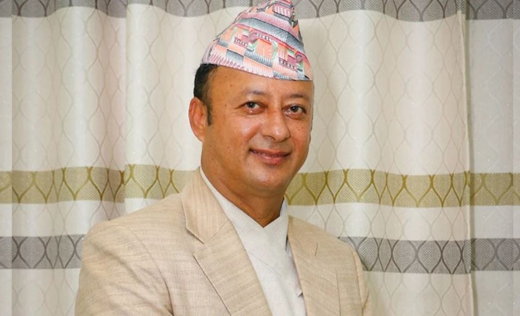 कुलमानलाई हटाउन सरकारले चलखेल गरेको छैन : मन्त्री खड्का