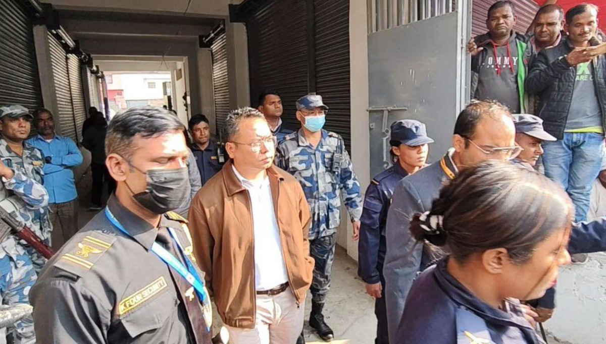 सिद्धार्थ बैंक र ऋणीबीच विवाद, बैंकका प्रबन्धक र लोन अधिकृत प्रहरी नियन्त्रणमा