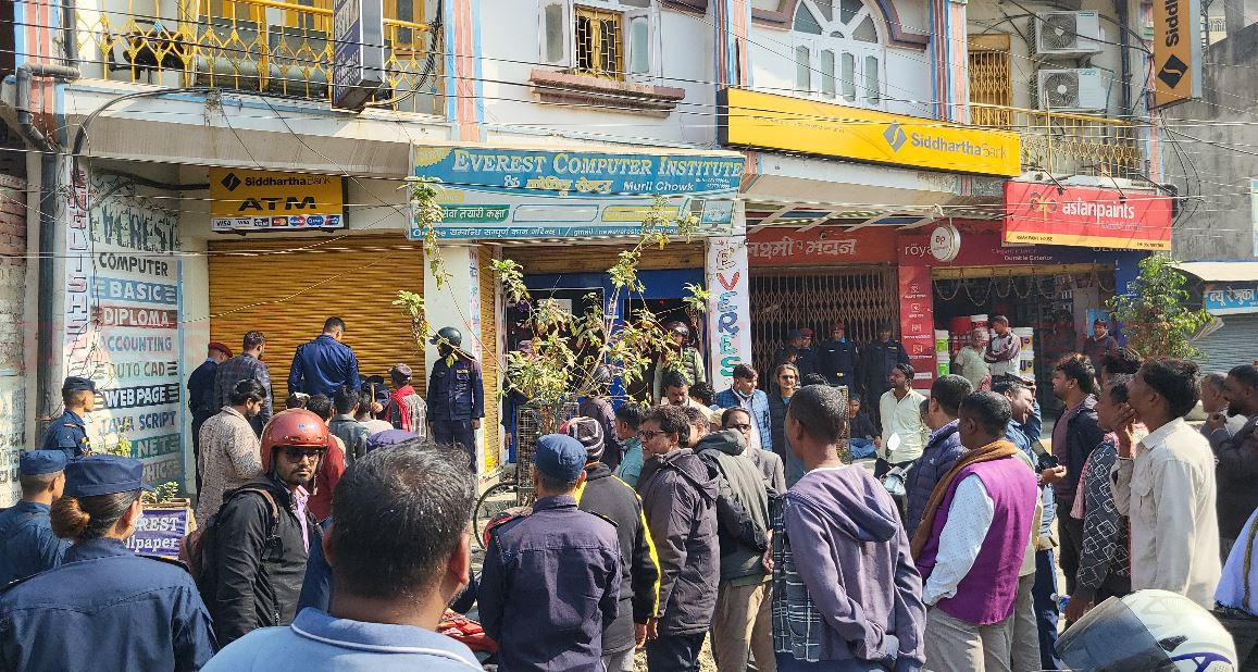 सिद्धार्थ बैंक र व्यापारीहरूबिच जनकपुरमा तनाब बढ्यो, बैंकबिरुद्धको आन्दोलनले सडक अबरुद्ध
