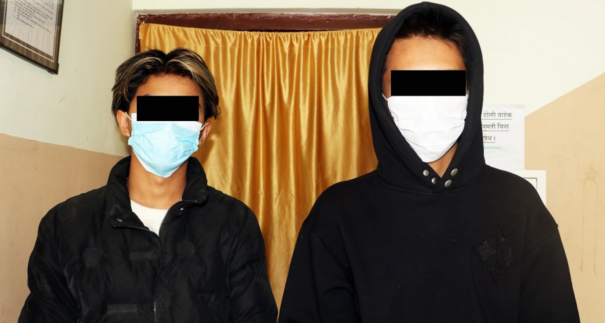 डिपेन्डेन्ट भिसामा युके पठाउने भन्दै ठगी गर्ने दुई युवा प्रहरीको फन्दामा