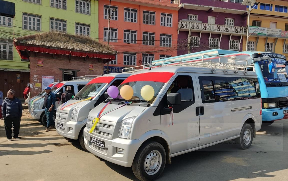 काभ्रेपलाञ्चोकको खोपासी र शंखुबाट कोटेश्वर–तिनकुनेसम्म इभी माइक्रो सेवा